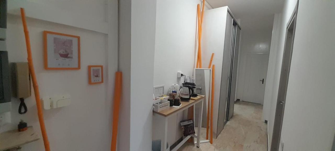 فندق I Feel Orange لينيانو المظهر الخارجي الصورة