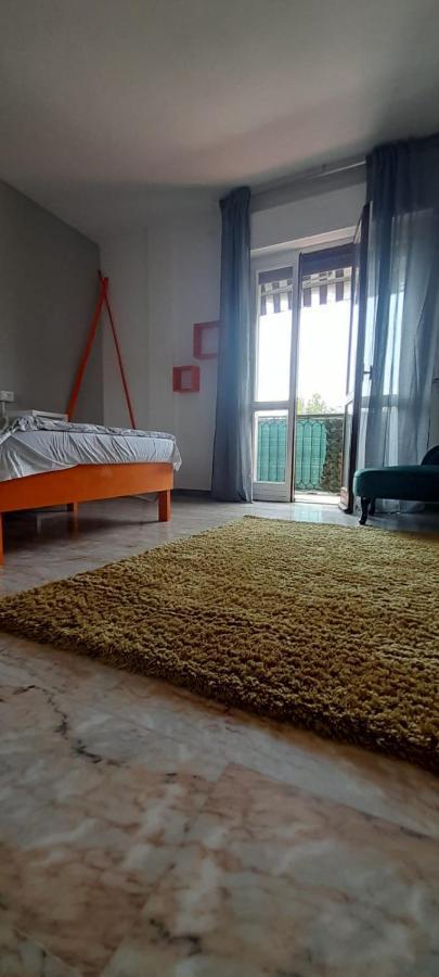 فندق I Feel Orange لينيانو المظهر الخارجي الصورة